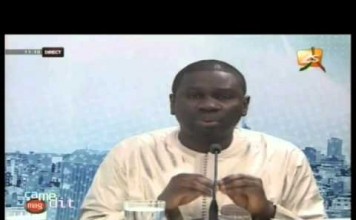 Les 15 points du Référendum Expliques par El Hadj Oumar Youm dans “ça me dit mag”
