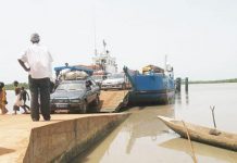 2016 : LE BLOCUS DE LA TRANSGAMBIENNE AU RAYON DES SOUVENIRS À FATICK