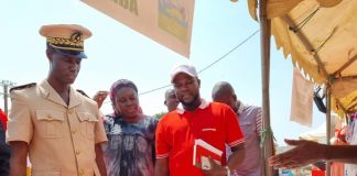 ACTION AID en foire à Foundiougne